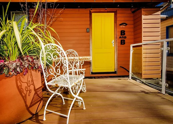Houseboat Studio With Canalview And Free Bikes