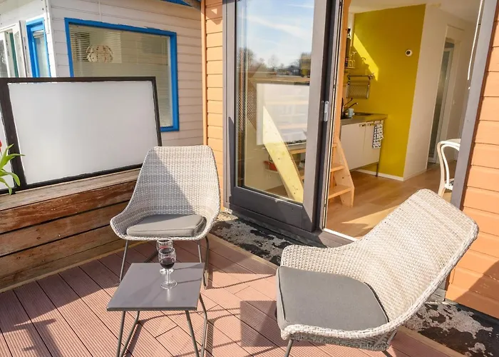 Houseboat Studio With Canalview And Free Bikes